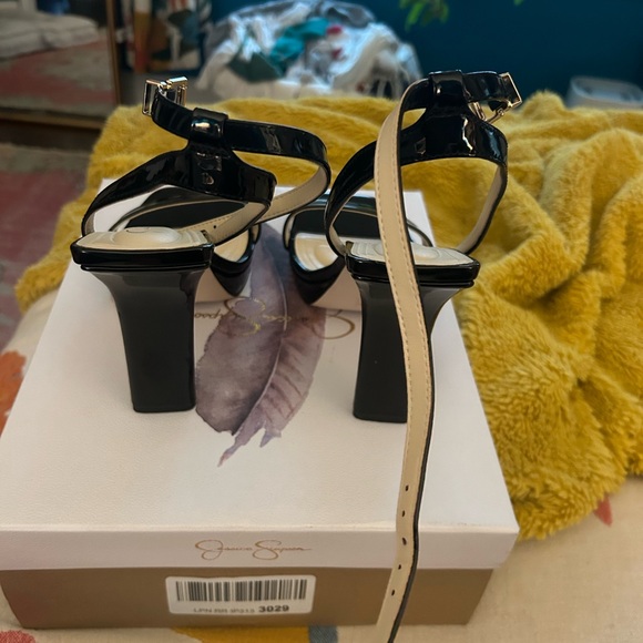 NIB Jessica Simpson Adonia Size 8 Black Heels - Picture 3 of 4